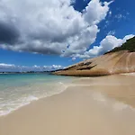 Sobrado Na Praia Do Campeche